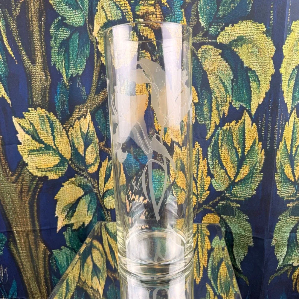 Perry Coyle Signed Hand Etched Frosted Lily‎ Glass Cylinder Vase 11.75 Inch Tall
